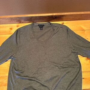 Banana Republic Gray V-Neck Sweater